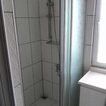 דירה Oezay Goecer Evleri